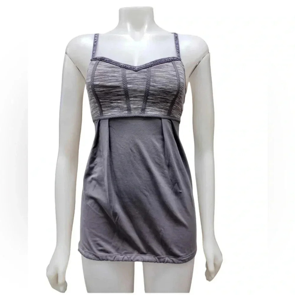 Lululemon BLUEARIS MAGNUM SPACE GRAY  TANK
TOP SIZE 4